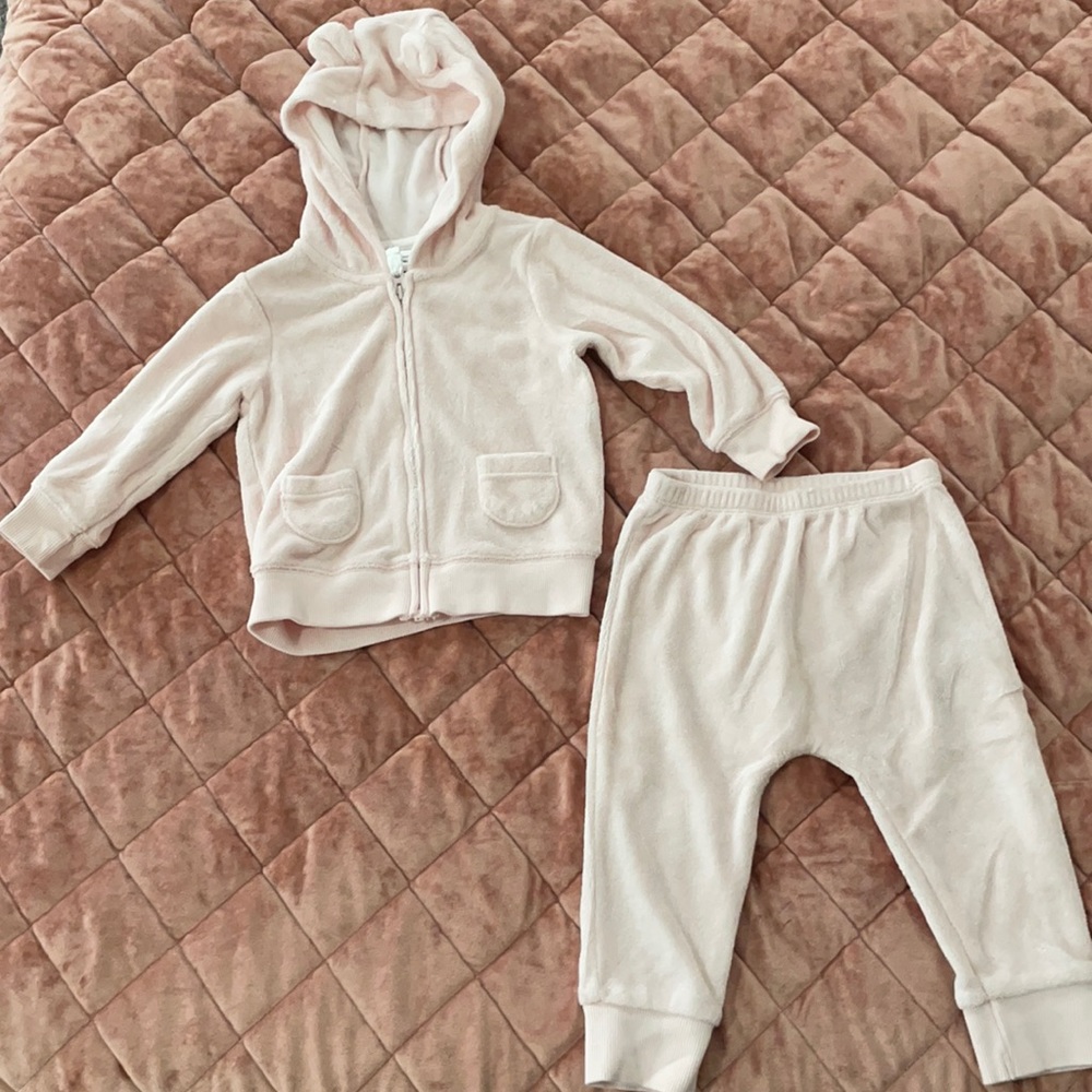 Baby girl pink tracksuit